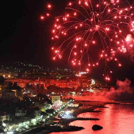 Appartamento Di Charme Nel Cuore Di Sanremo Eksteriør bilde