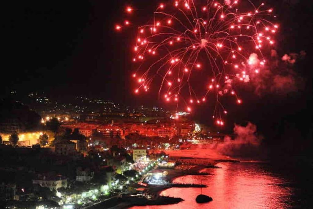 Appartamento Di Charme Nel Cuore Di Sanremo Eksteriør bilde